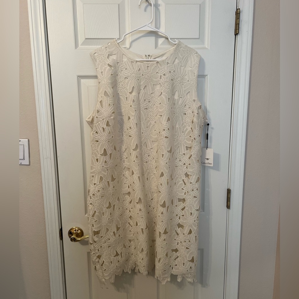 Calvin Klein Lace Sheath Dress size 20!